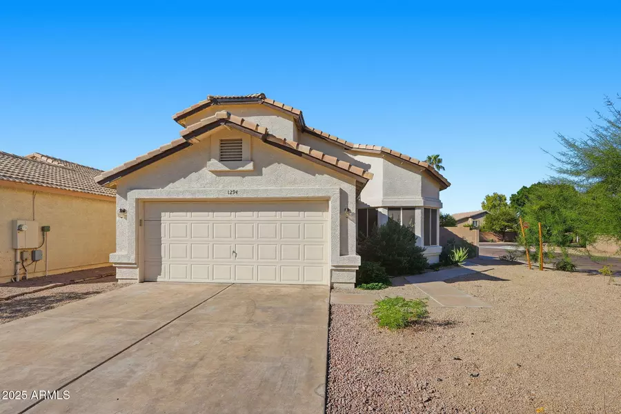 1294 N BLACKSTONE Drive, Chandler, AZ 85224