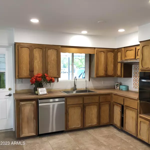 Tempe, AZ 85281,705 W 16TH Street