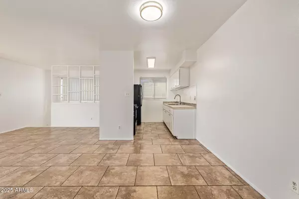 Glendale, AZ 85301,5906 N 48TH Avenue