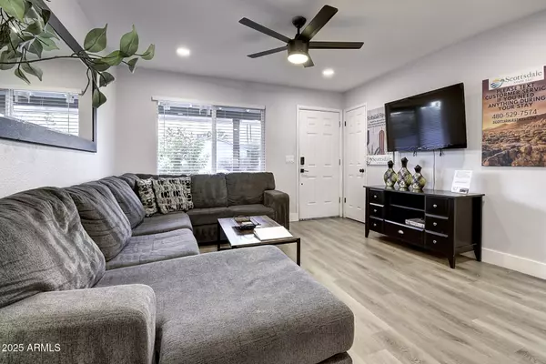 Phoenix, AZ 85032,17659 N PARADISE PARK Drive