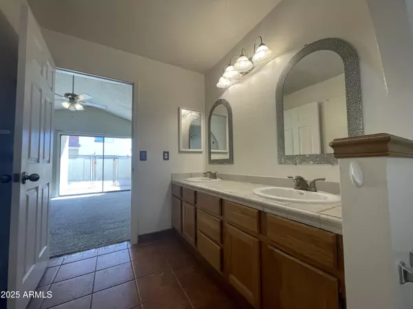 Gilbert, AZ 85234,1505 E CAMPBELL Avenue