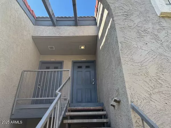 Phoenix, AZ 85032,15402 N 28TH Street #221