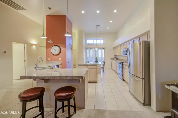 Fountain Hills, AZ 85268,16107 E EMERALD Drive #206