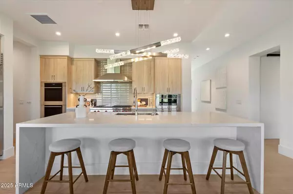 Scottsdale, AZ 85262,37200 N CAVE CREEK Road #1108