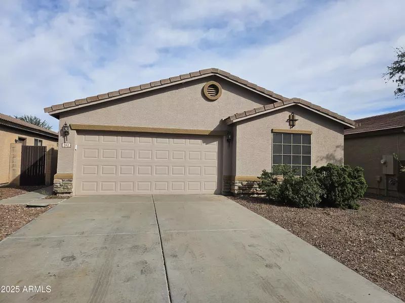 842 E IMPRERIA Street, San Tan Valley, AZ 85140