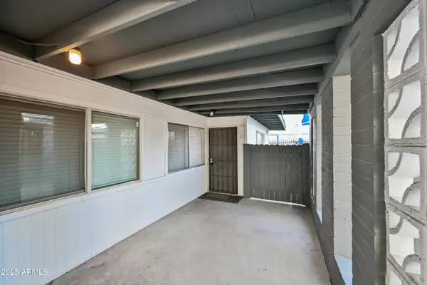 Phoenix, AZ 85015,1518 W COLTER Street #30