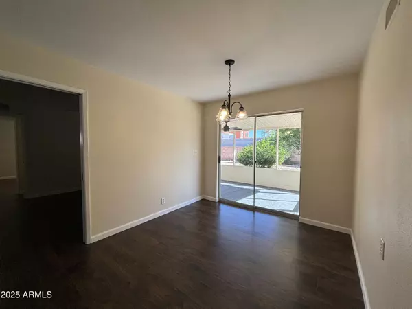 Mesa, AZ 85205,619 N 67TH Place