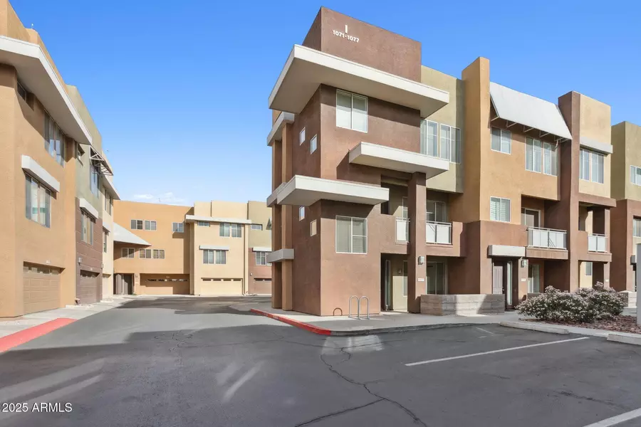 6605 N 93RD Avenue #1077, Glendale, AZ 85305