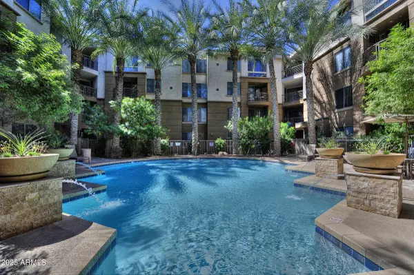 Phoenix, AZ 85016,1701 E COLTER Street #449