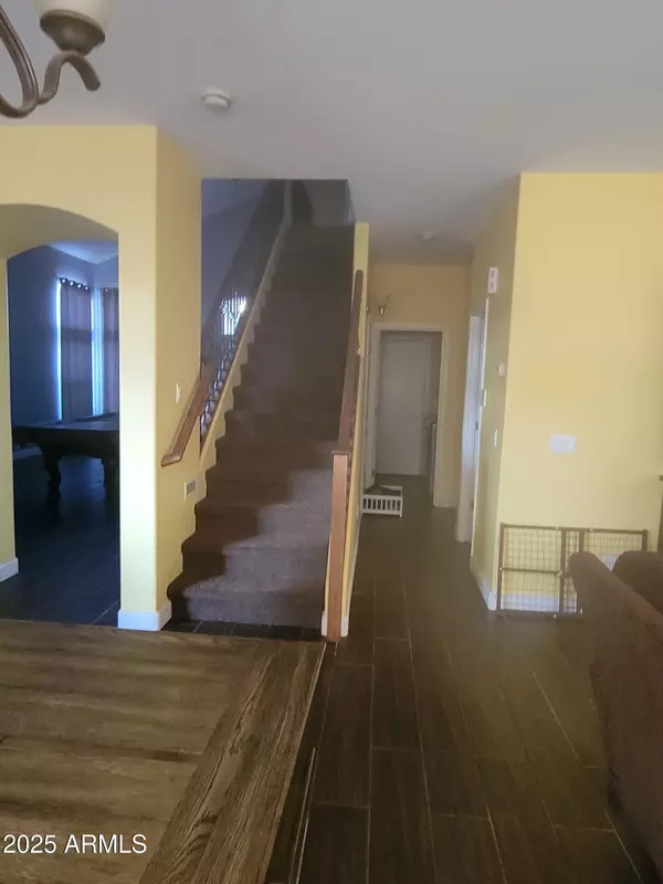 Tolleson, AZ 85353,10211 W Hilton Avenue