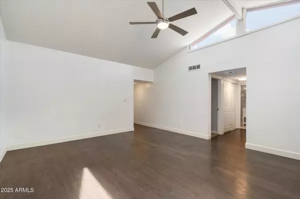 Glendale, AZ 85301,7132 N 63RD Drive