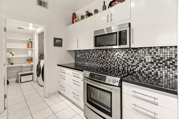 Scottsdale, AZ 85260,11333 N 92ND Street #1021