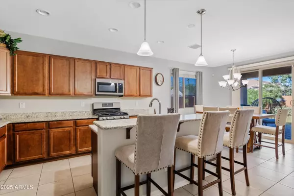 San Tan Valley, AZ 85140,78 W WHITE OAK Avenue