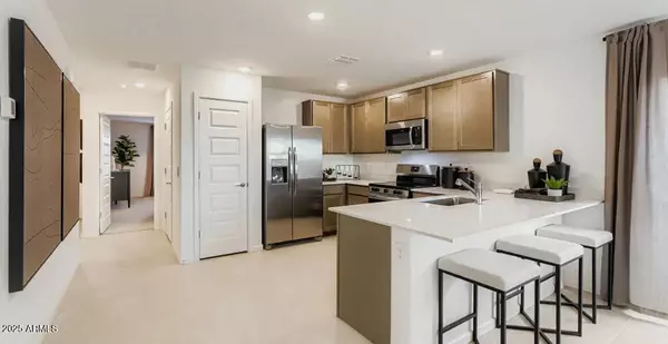 Phoenix, AZ 85037,9623 W PICCADILLY Road