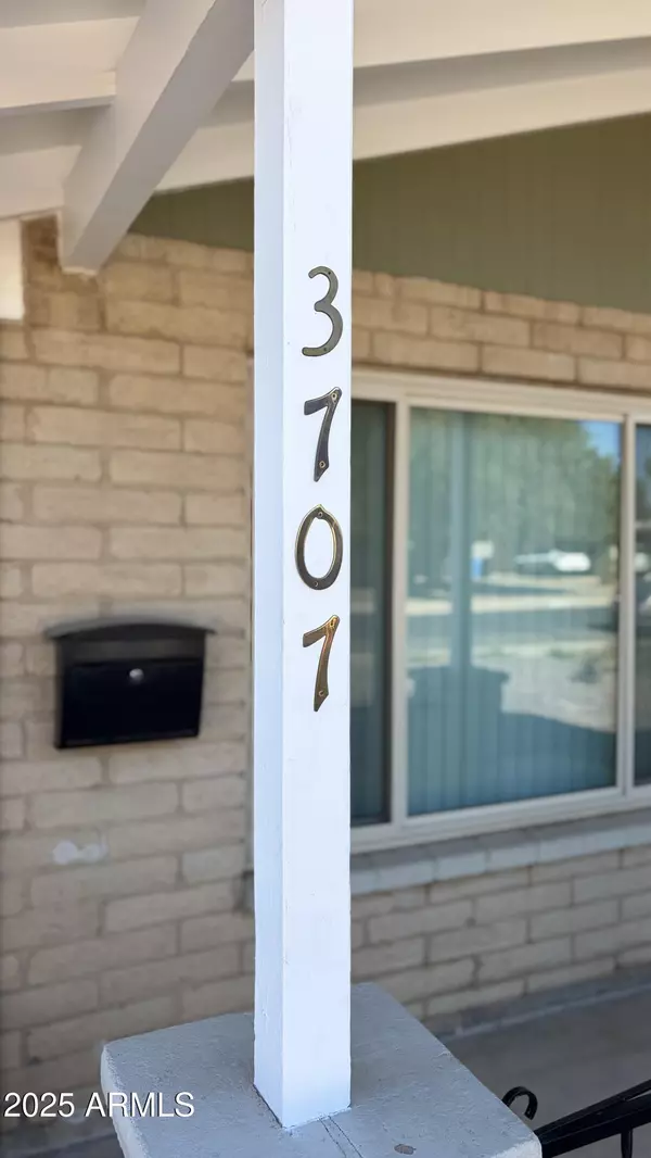 Phoenix, AZ 85051,3707 W ALICE Avenue