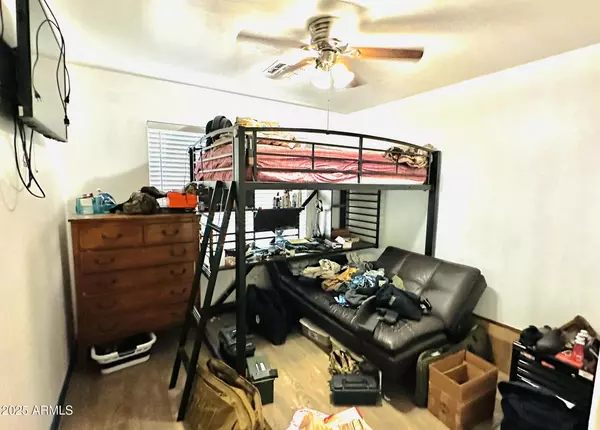 Glendale, AZ 85303,7567 W PASADENA Avenue