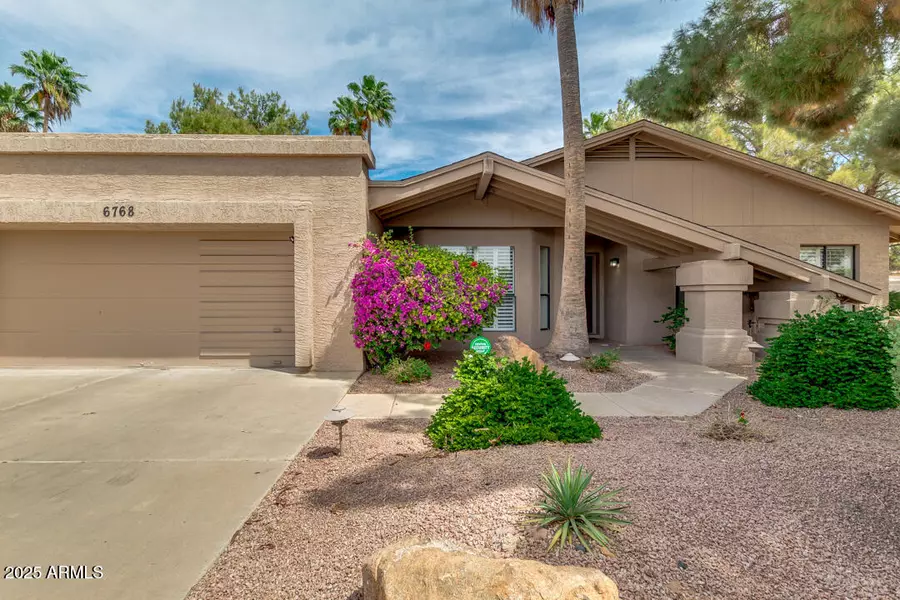 6768 E GRANDVIEW Drive, Scottsdale, AZ 85254