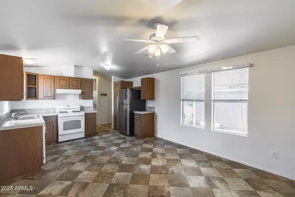 Phoenix, AZ 85024,19225 N CAVE CREEK Road #OFC