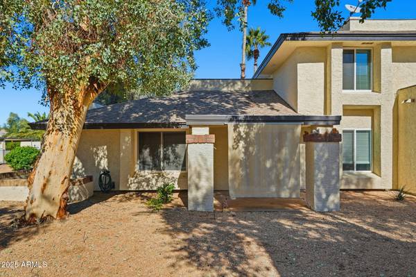 Phoenix, AZ 85022,774 E EUGIE Avenue