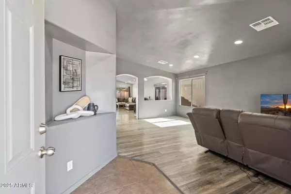 Waddell, AZ 85355,9515 N 185TH Lane