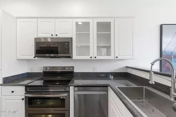 Phoenix, AZ 85016,4343 N 21ST Street #253