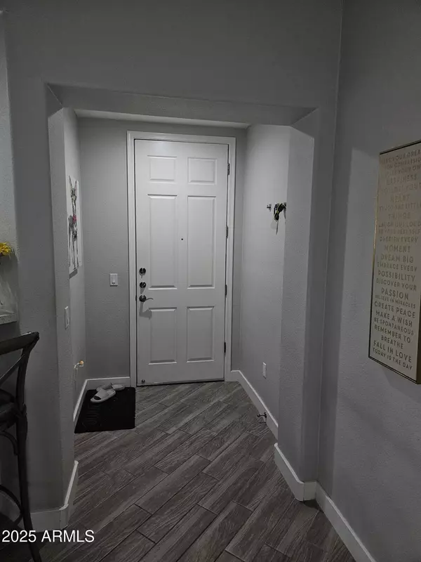 Phoenix, AZ 85028,11640 N TATUM Boulevard #1035