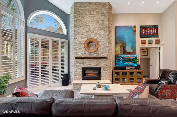 Phoenix, AZ 85028,11437 N 40TH Place