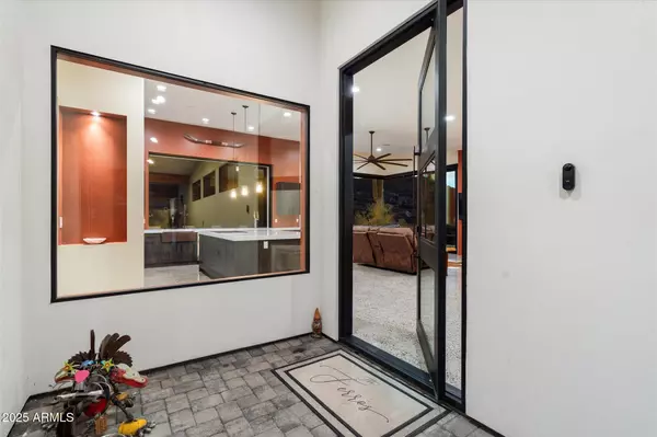 Cave Creek, AZ 85331,6760 E SKYLINE Drive