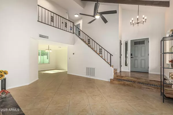 Phoenix, AZ 85024,18633 N 15TH Place