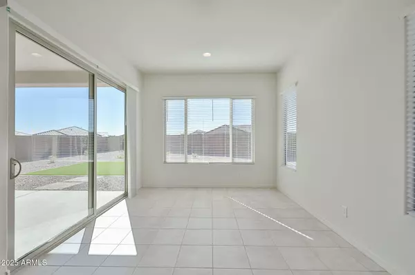 Surprise, AZ 85387,16685 W QUESTA Drive