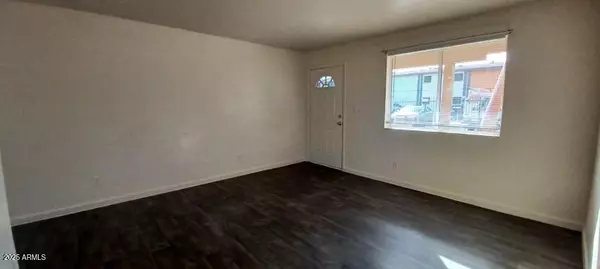 Phoenix, AZ 85017,2537 W GEORGIA Avenue #2