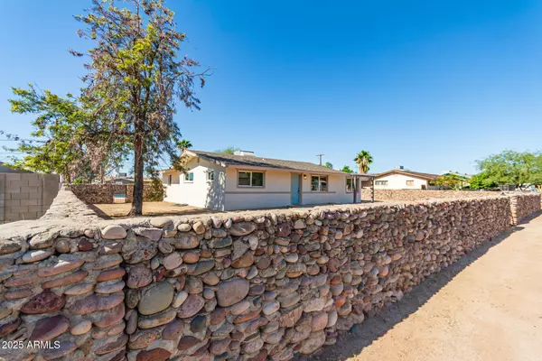 Mesa, AZ 85207,528 N 97TH Street