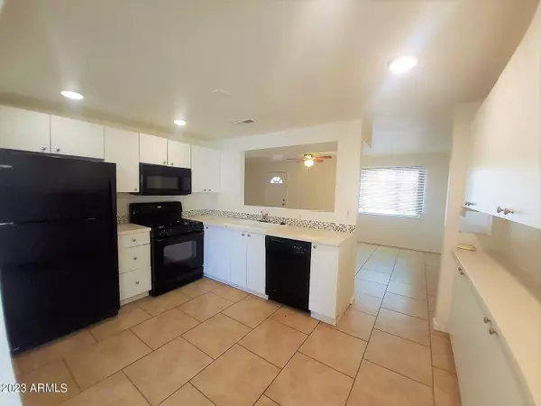 Phoenix, AZ 85020,1144 E MISSION Lane