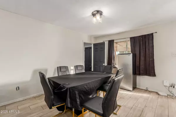 Phoenix, AZ 85031,4727 W OSBORN Road