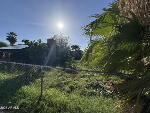 Phoenix, AZ 85021,2245 W HAYWARD Avenue