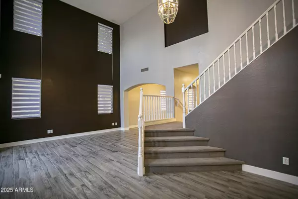 Peoria, AZ 85383,7033 W HONEYSUCKLE Drive