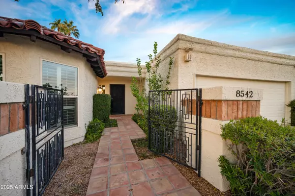 Scottsdale, AZ 85258,8542 E SAN BERNARDO Drive