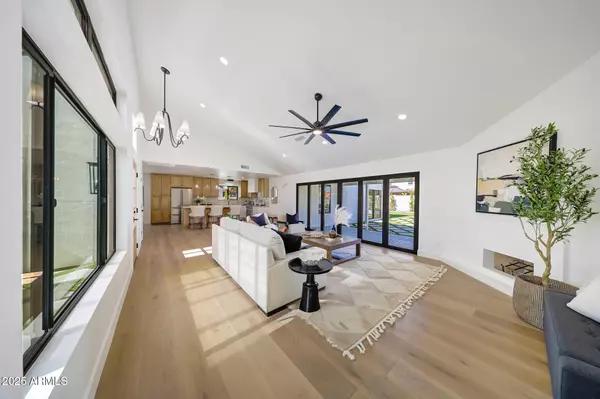 Scottsdale, AZ 85254,5744 E MARCONI Avenue