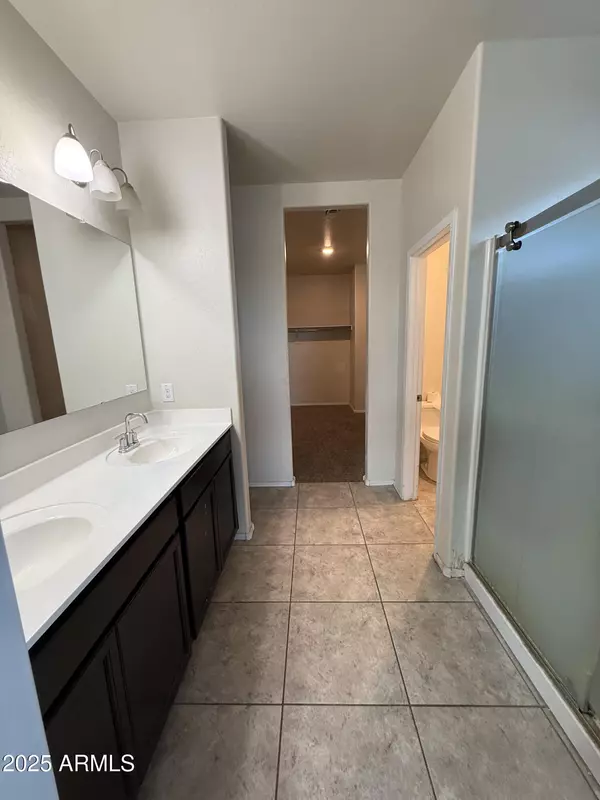 Phoenix, AZ 85043,3311 S 77TH Lane