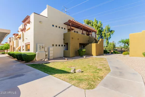 Phoenix, AZ 85042,3434 E BASELINE Road #141