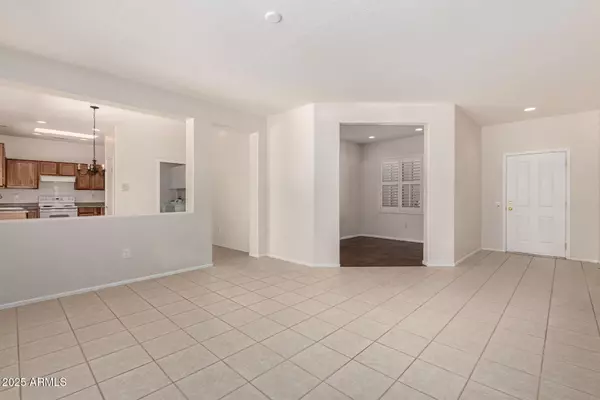 Surprise, AZ 85387,21067 N SEQUOIA CREST Drive