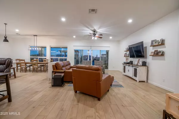 San Tan Valley, AZ 85140,4017 E BUD Lane