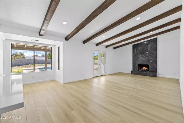 Tempe, AZ 85284,39 W VINEDO Lane