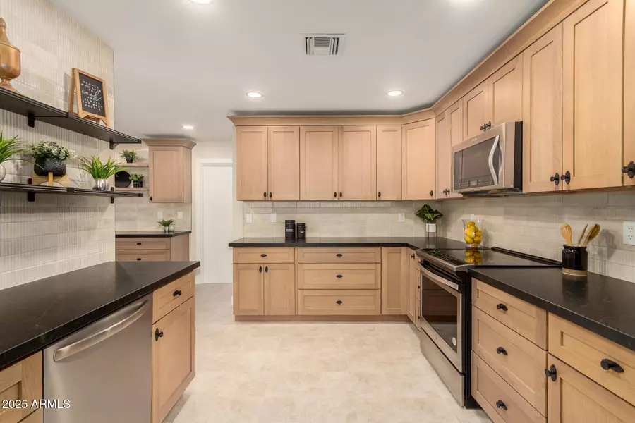 25849 S BRENTWOOD Drive, Sun Lakes, AZ 85248