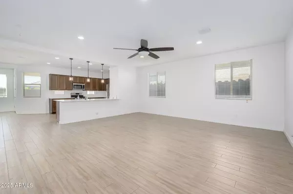 Litchfield Park, AZ 85340,19627 W BADGETT Lane