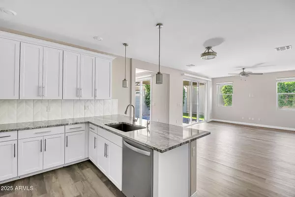 Cave Creek, AZ 85331,32716 N 50TH Street