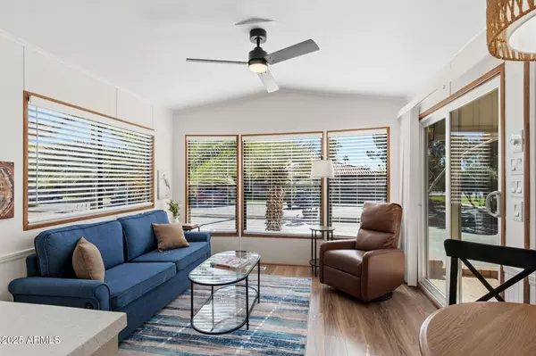 Mesa, AZ 85206,111 S GREENFIELD Road #631