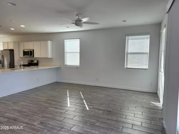 Glendale, AZ 85305,5824 N 89TH Drive