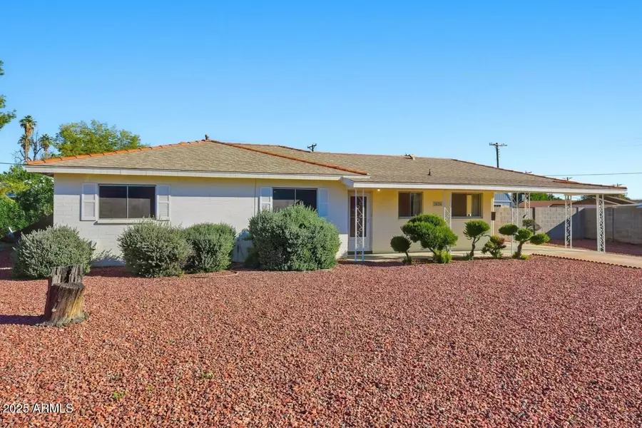 2026 W Northview Avenue, Phoenix, AZ 85021
