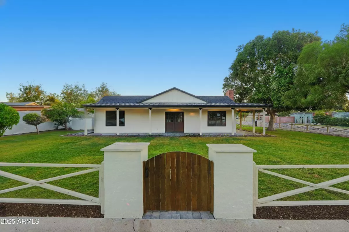 Phoenix, AZ 85008,2315 N 42ND Street